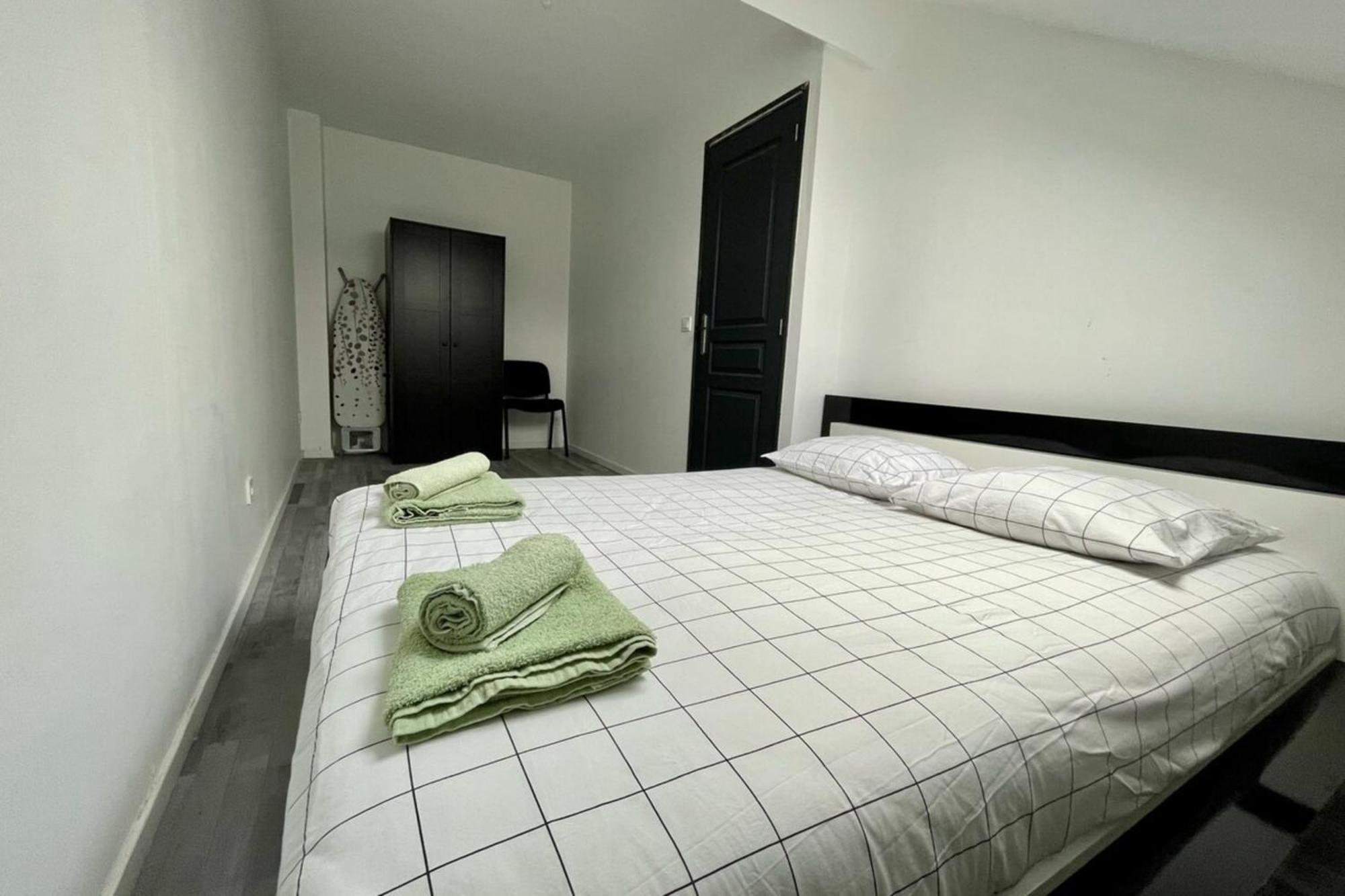 Apartament Duplex Montereau Centre - Chez Marc Zewnętrze zdjęcie